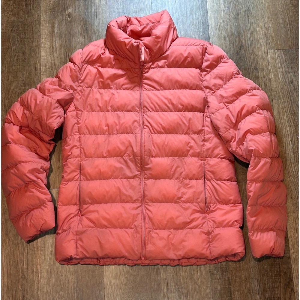 Uniqlo Ultra Light Down Jacket Womens Medium Coral Pink Puffer 211-418085